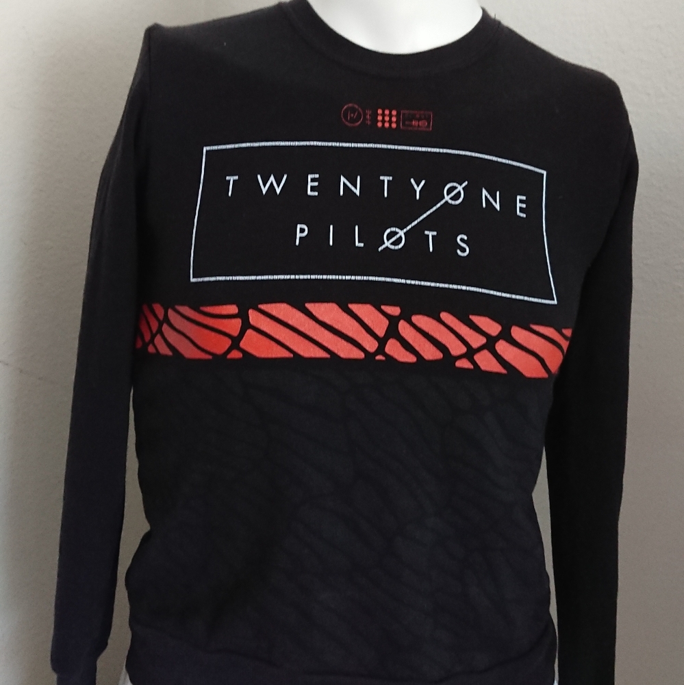 Twenty One Pilots sweatshirt womens XS chest 34"